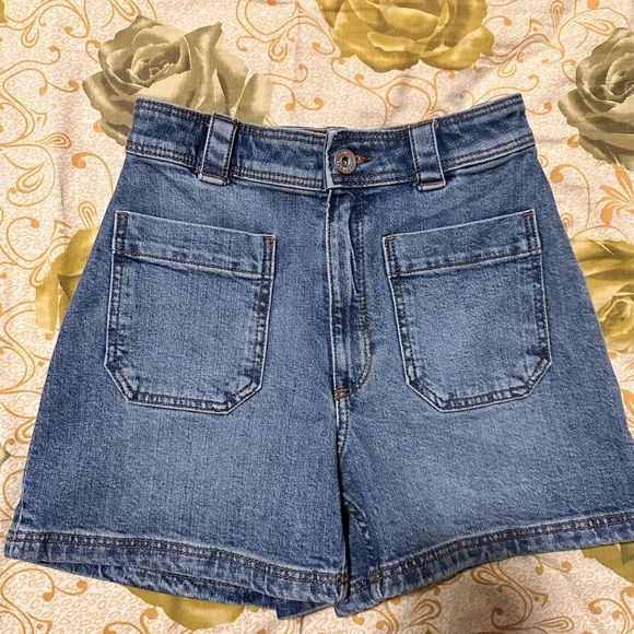 H&M cute Front pocket shorts - Picture 3 of 6